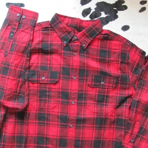 LADIES FLANNEL CHRISTMAS GRAPHIC SHIRT - Picture 3 of 8